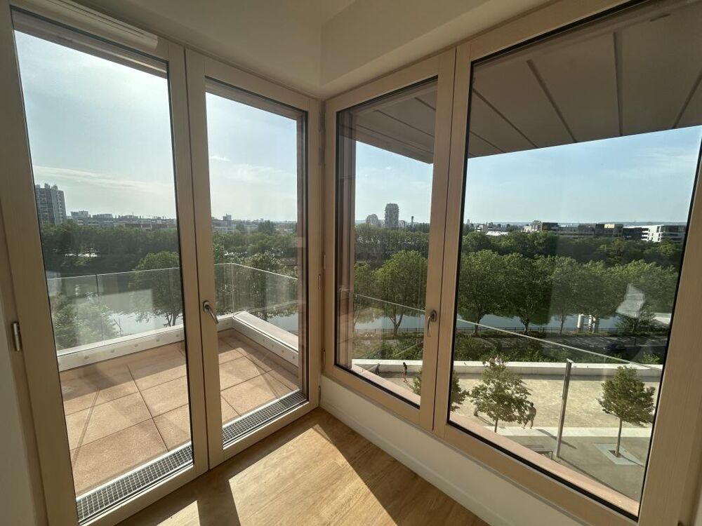 Vente Appartement COUP DE CŒUR EN ÉTAGE AVEC 3 BALCONS & CONFORT MODERNE - RETOUR DE LOT ! Saint ouen sur seine