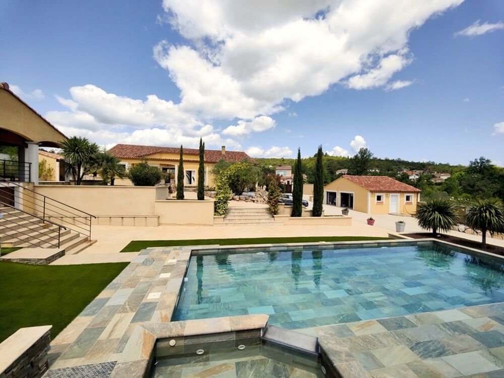 Maison 9 pièces 270 m² · à Herepian · 270 m² · 899 000 €