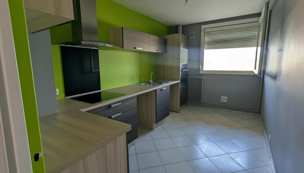 Belfort, appartement 89 m² 3 chambres Garage Cave Deux balcons Vue dégagée