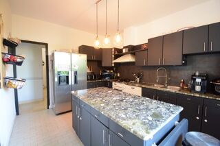  Propri�t�/ch�teau � vendre 8 pi�ces 222 m�