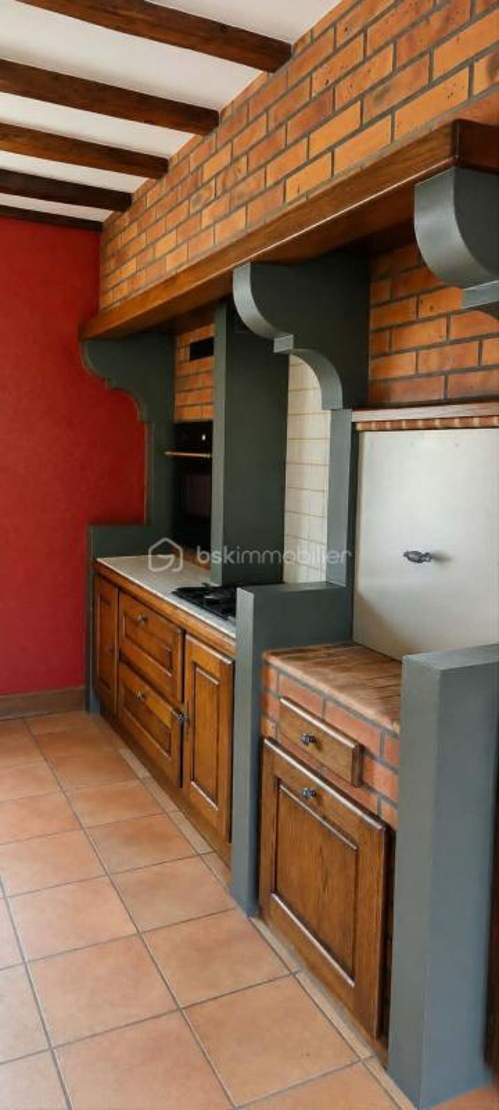 Maison en pierre de 150 m2 avec dépendances