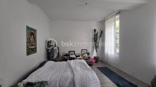  Maison à louer 5 pièces 182 m²