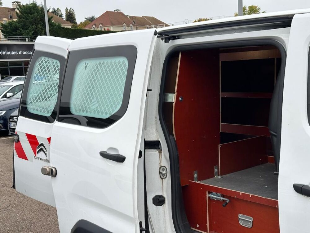 Berlingo III TAILLE M 1000KG PURETECH 130 S&S AT WORKER PRIX TTC 2020 occasion 78240 Chambourcy
