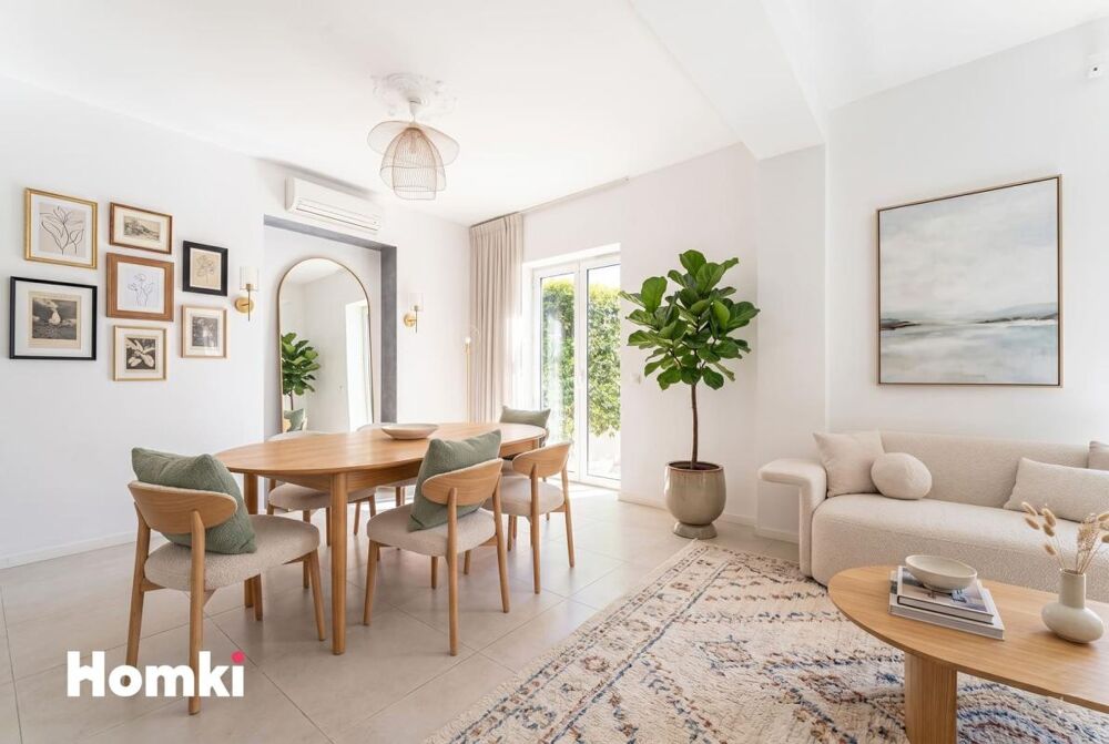 Vente Appartement Appartement T4 de 107 m² à Marseille 13007, Rue des Flots Bleus Marseille 7