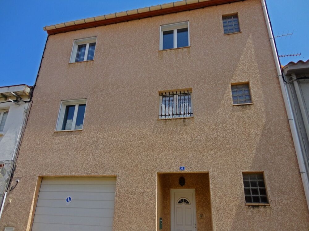 Vente Immeuble Dpt Pyrnes Orientales (66),  vendre proche de PERPIGNAN immeuble P8 de 160 m avec garage et cour Perpignan