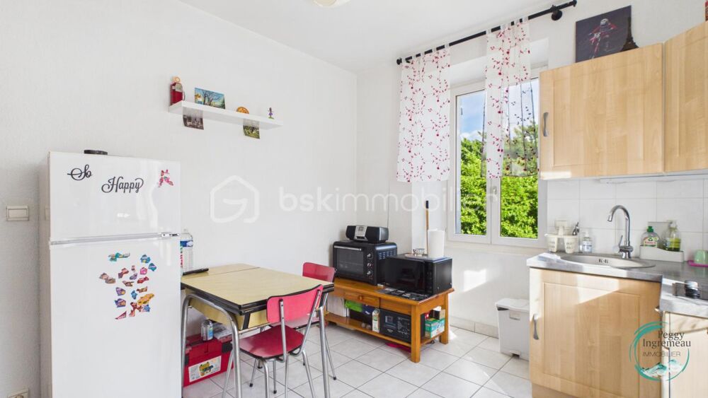 Appartement T2, jardin privatif, stationnements et vue montagnes