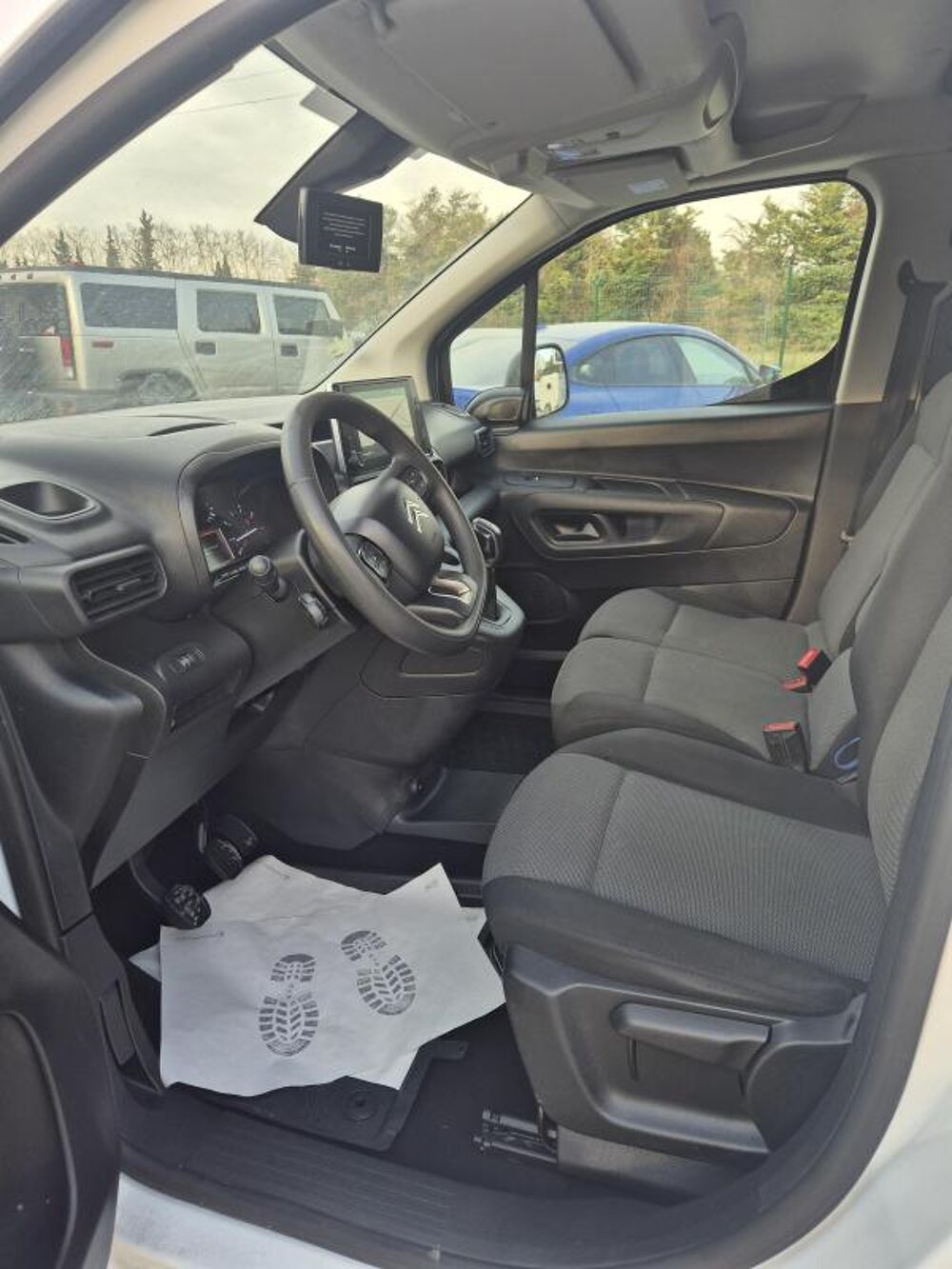 Berlingo Driver M 1000 KG 1.5 BlueHDi 100CV BVM5 E6dT 2020 occasion 84300 Cavaillon