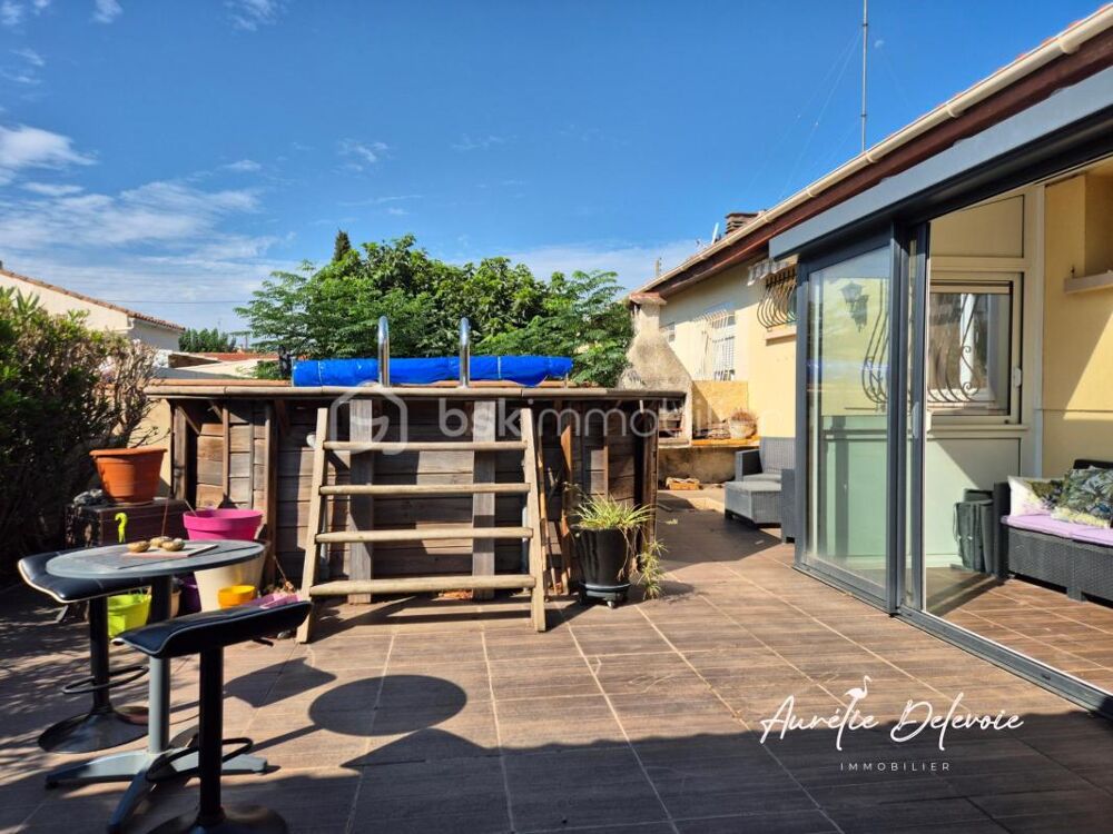 Vente Maison Maison de plain-pied à Béziers – Garage, extérieur aménagé et panneaux photovoltaïques Beziers