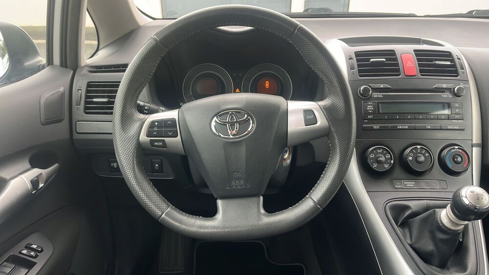 Auris II 1.6 VVT-i 132 Active 2012 occasion 17260 Gemozac