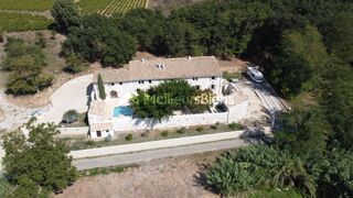  Propri�t�/ch�teau � vendre 11 pi�ces 430 m�