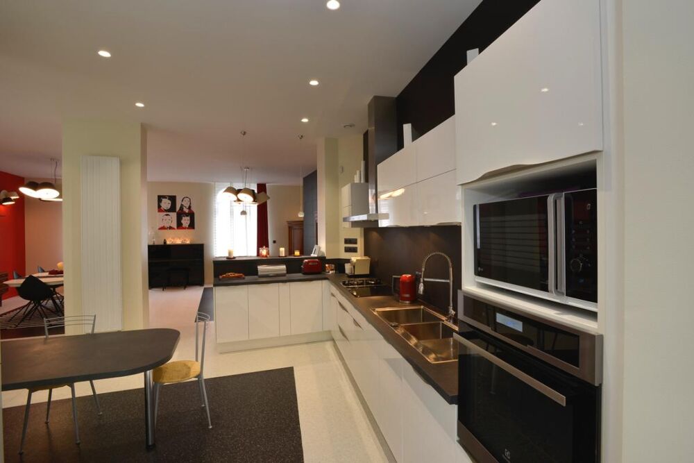 Maison d'exception hyper centre 6 chambres-jardin-garage