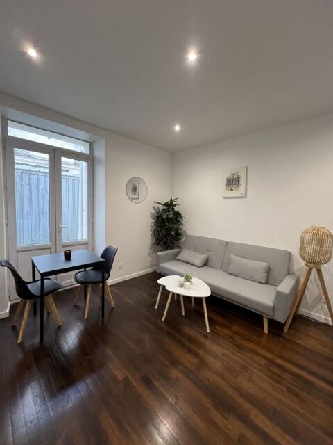   Beau 2P meubl 36m entirement rnov  Ivry Appartement - 2 pice(s) - 36 m