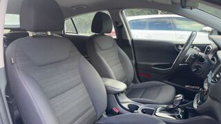 Ioniq 1.6 GDi 141 Hybrid 2WD DCT6 105 Business - Automatique 2018 occasion 06410 Biot
