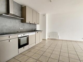  Appartement à louer 3 pièces 63 m²