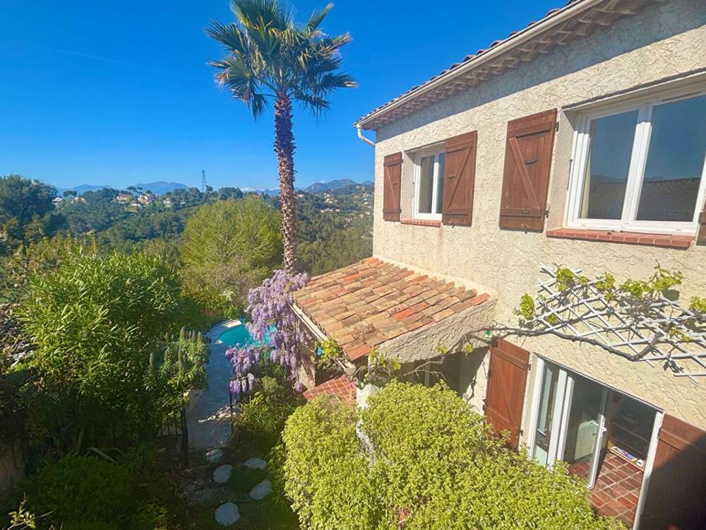 Vente Villa Villa rénovée Nice St Pancrace 7 pièces 216 m2 avec piscine Nice