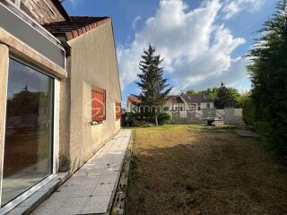  Maison  vendre 9 pices 195 m