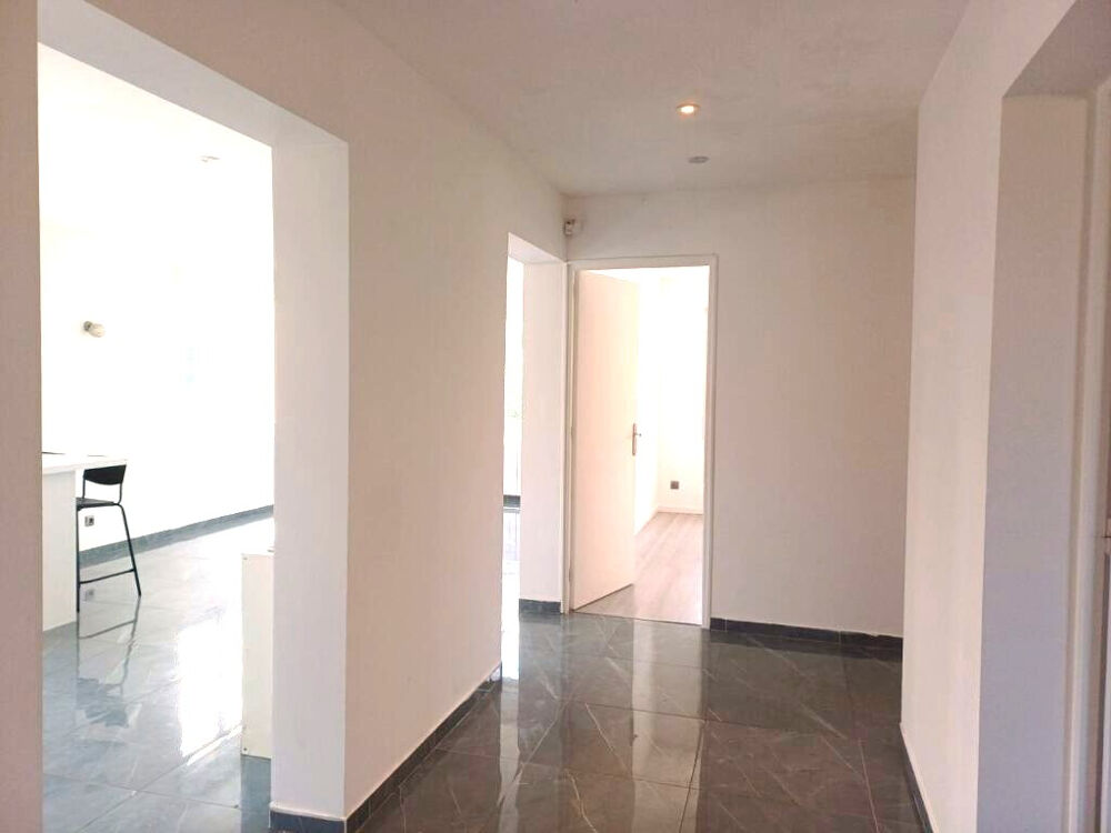 Vente Appartement Grand T4 de 95 m2  Faibles charges Feyzin