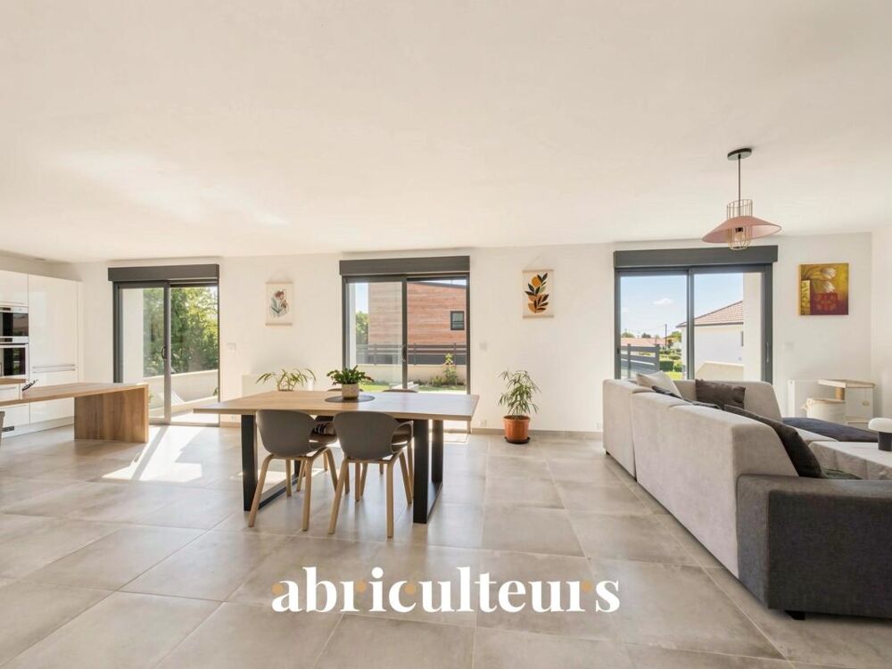 Spacieuse maison de 220 m² prête à vivre en vente à Couëron bourg (44220)