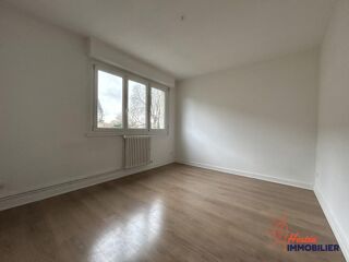  Appartement à louer 2 pièces 45 m²