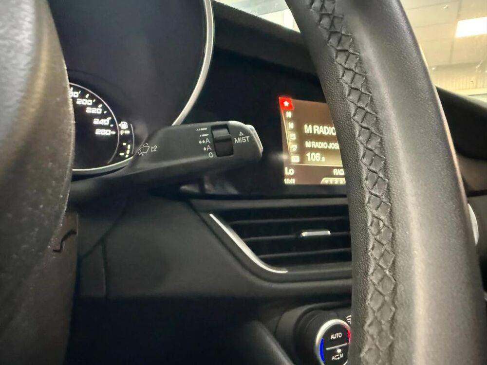 Giulia 2.2 150 ch Super 2018 occasion 85190 Venansault