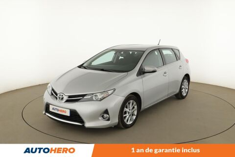 Toyota Auris 2.0 D-4D Dynamic 124 ch 2015 occasion Issy-les-Moulineaux 92130