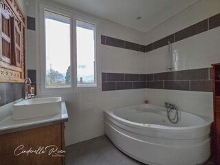  Maison � vendre 11 pi�ces 275 m�