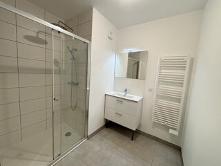  Appartement à louer 2 pièces 48 m²