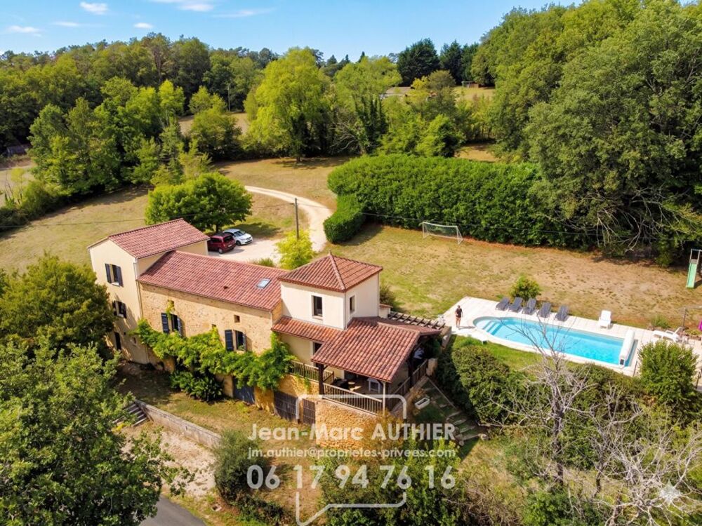 Propriété de charme, 212 m2, 6 chambres, piscine chauffée sur 6774 m2 de jardin
