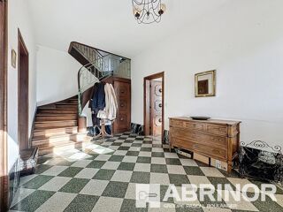  Maison à vendre 11 pièces 330 m²