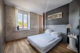  Immeuble à vendre 6 pièces 282 m²