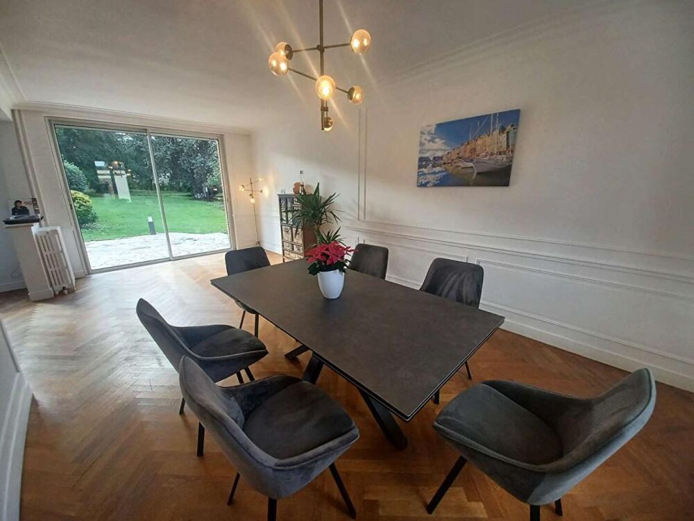 Vente Propriété/Château PROPRIETE - MAISON DE MAITRE L'AIGLE 12 pièce(s) 285 m2 avec piscine couverte L aigle