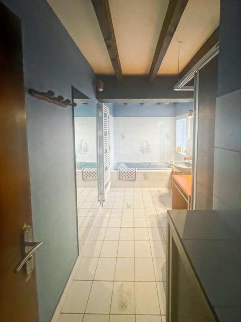 Vente Maison 10 pièces 252 m² - Plus