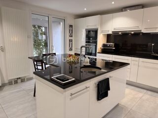  Villa � vendre 10 pi�ces 202 m�