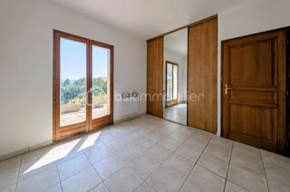  Villa à vendre 5 pièces 165 m²