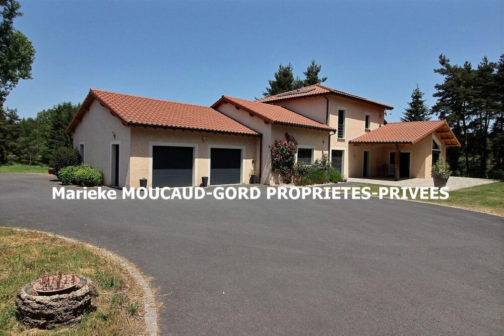 Vente Maison Craponne-sur-Arzon (43500) Très belle maison de 195 m² 5 chambres 3 garages sur 9700m² terrain Craponne sur arzon