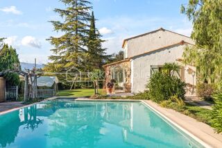  Villa � vendre 6 pi�ces 180 m�