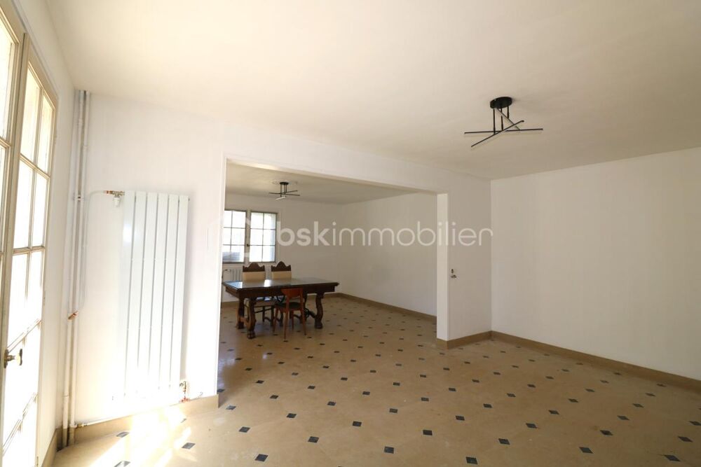 Vente Propriété/Château Propriété 10 pièces, 5 chambres, garage, chaufferie, cave et jardin Provins