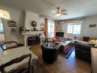  Propriété/château à vendre 6 pièces 135 m²