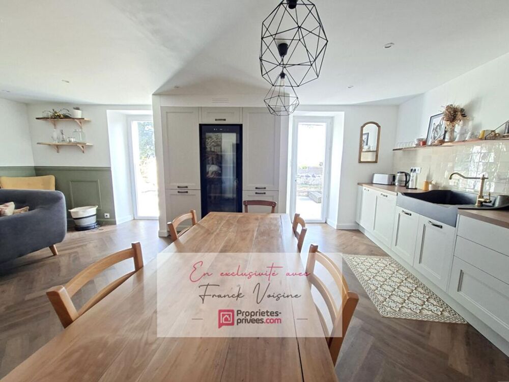 A VENDRE en Exclusivité à Saint Paul en Pareds, Maison de 90 m2 avec 3 chambres sur une parcelle de 284 m2, plus jardins et dép