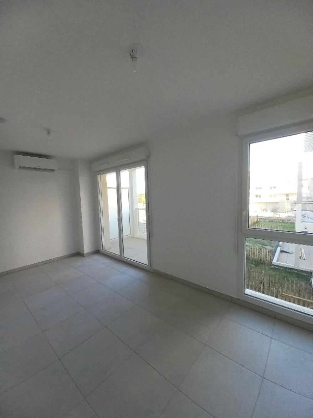 Location Appartement T1 NEUF avec balcon et parking à MONTEUX Monteux