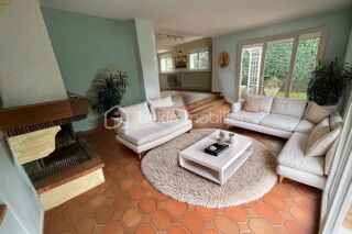  Villa à vendre 6 pièces 181 m²