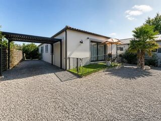  Chalet à vendre 5 pièces 200 m²