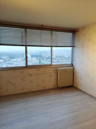  Appartement à louer 2 pièces 44 m²