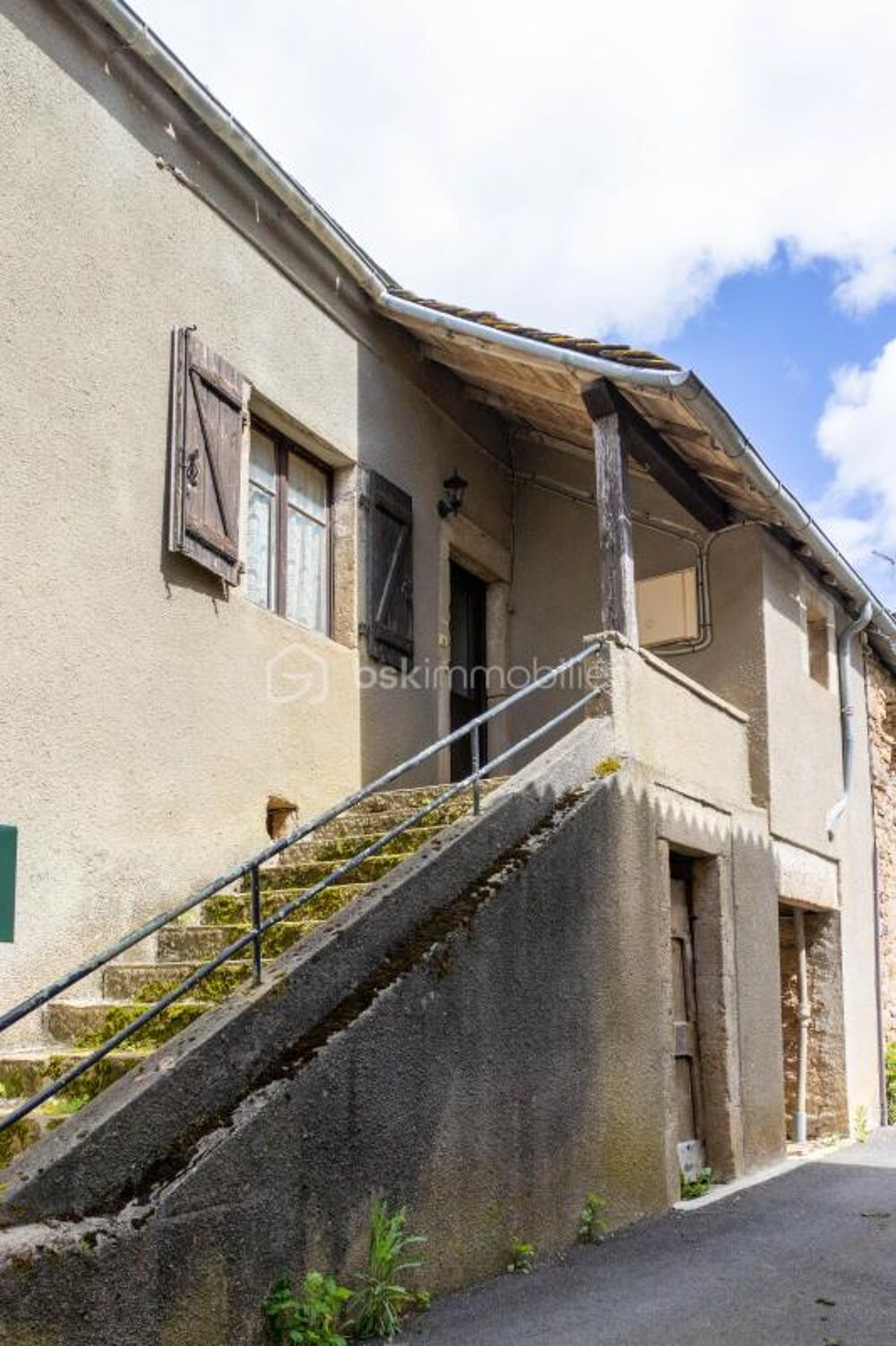 Vente Maison Maison de 101 m² avec 850m2 de terrain à La Vayssière (Flavin) Flavin
