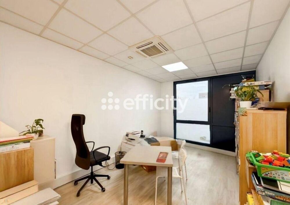   Bureau Serris