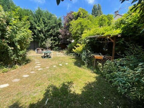   Charmante maison T4 de 100m2 sur belle parcelle intimiste et arbore de 372m2 Maison - 5 pice(s) - 100 m