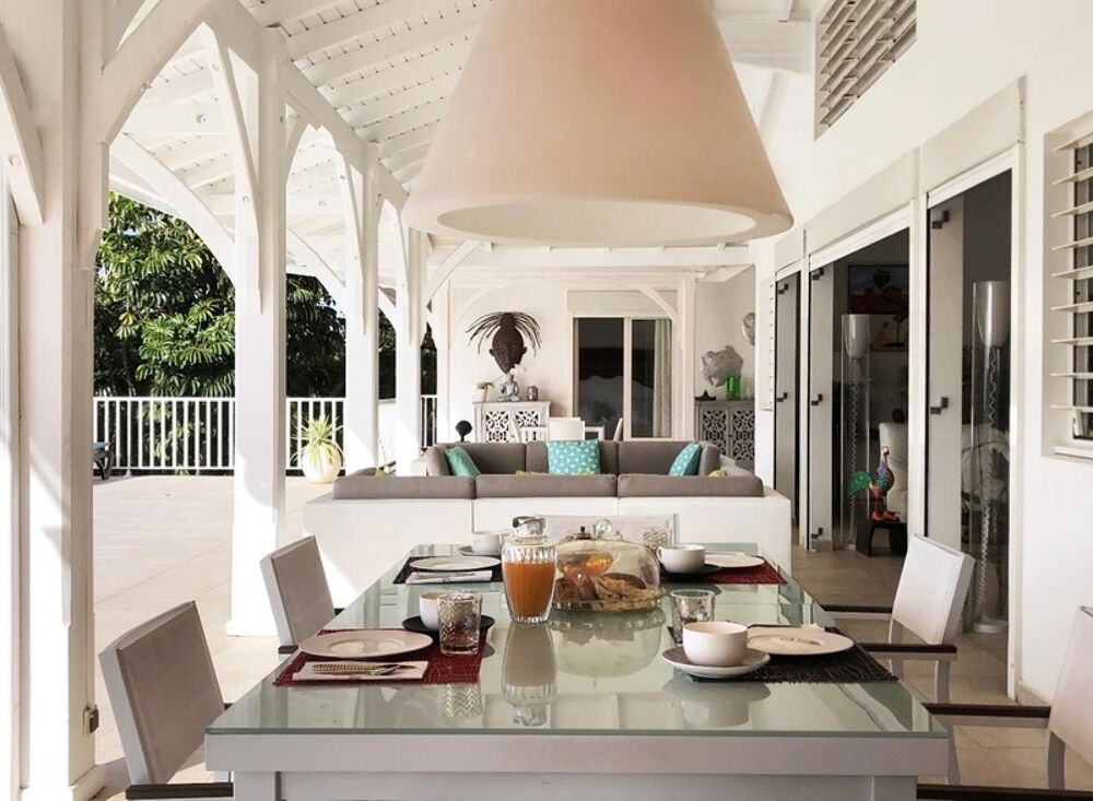 � vendre  Maison Sainte-Anne (97180)