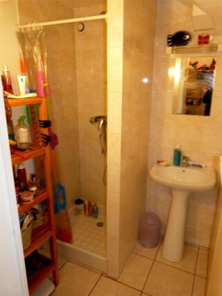  Appartement à louer 2 pièces 50 m²