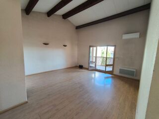  Appartement à louer 2 pièces 52 m²