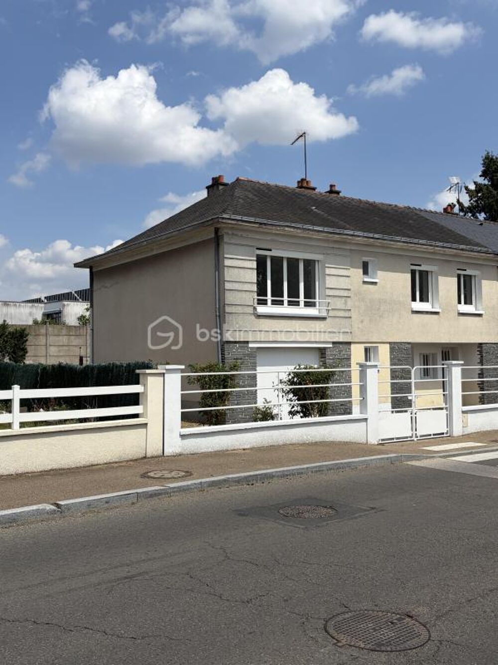 Vente Maison Maison spacieuse et rénovée en centre ville Chateauneuf sur sarthe
